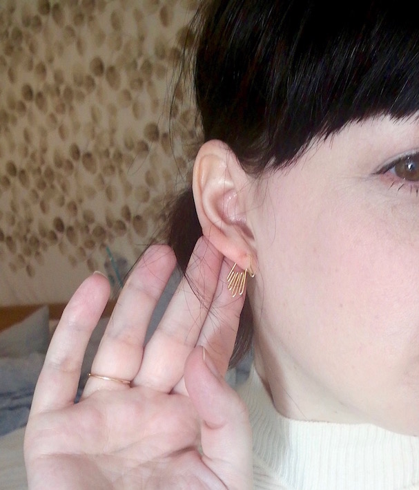 hand earrings