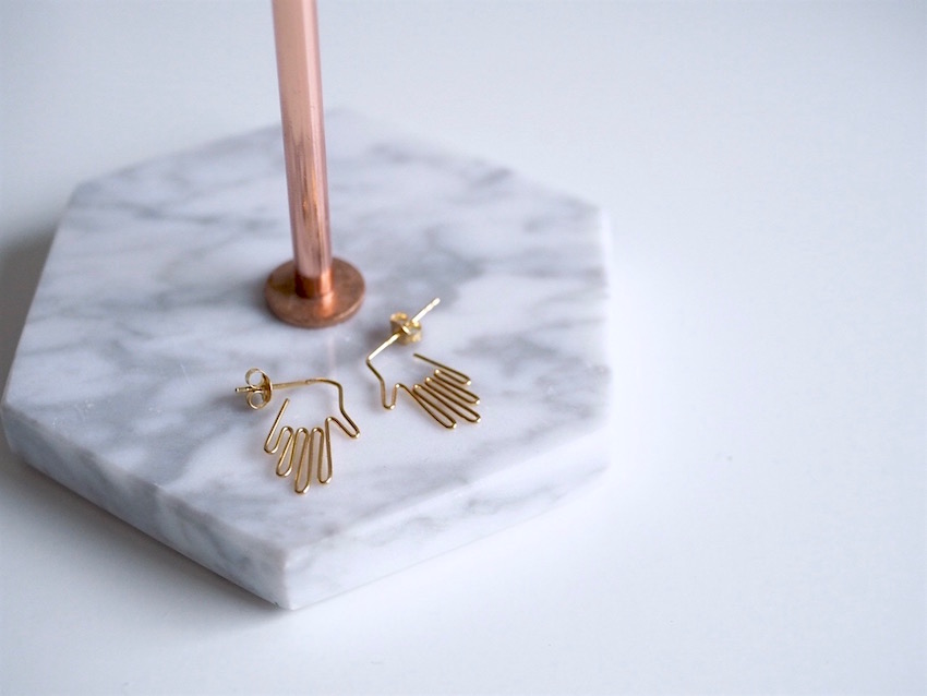hand earrings