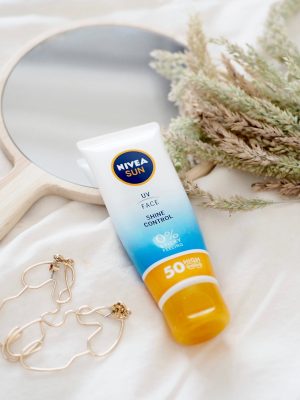 best sunscreen for oily sensitive skin types