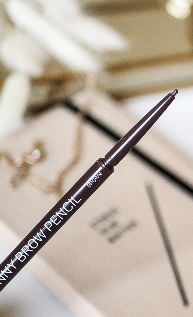 close up shot of primark skinny brow pencil in brown