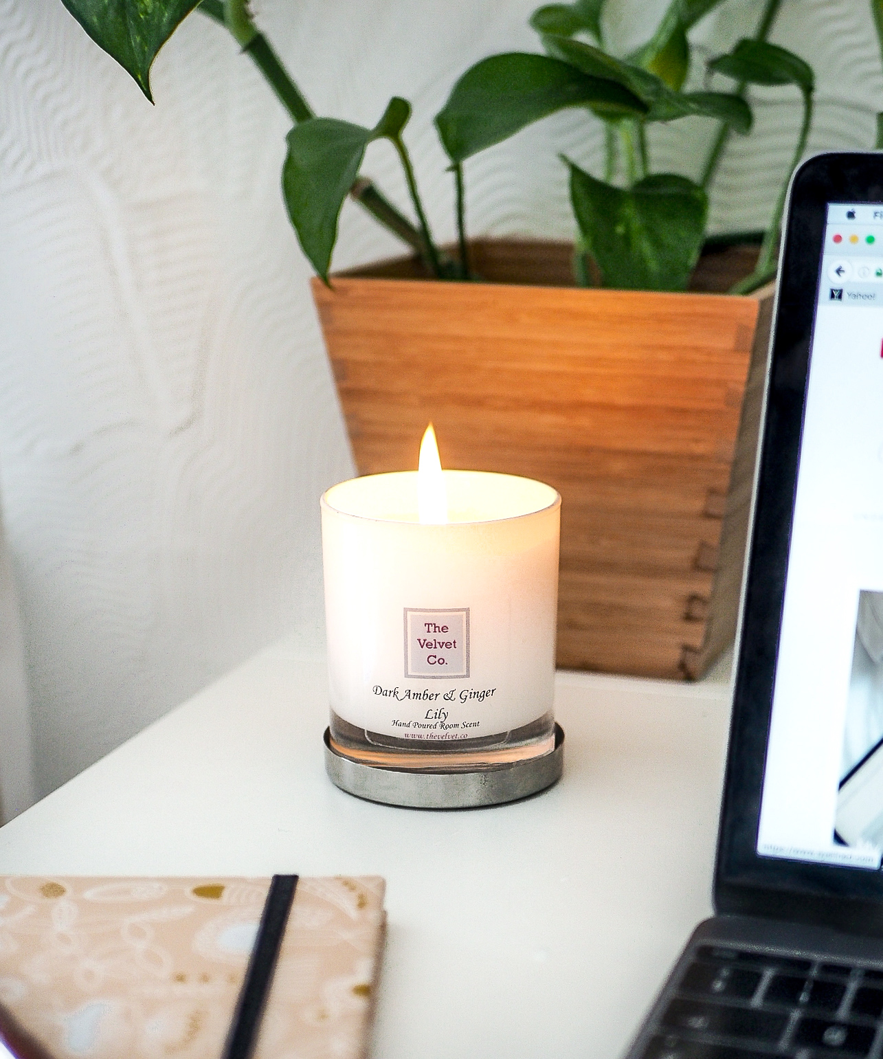 the velvet co candle