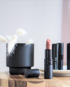 GOSH Antique lipstick, a good dupe for MAC Velvet Teddy (and better in my opinion!)